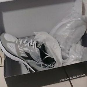 Diadora running shoes